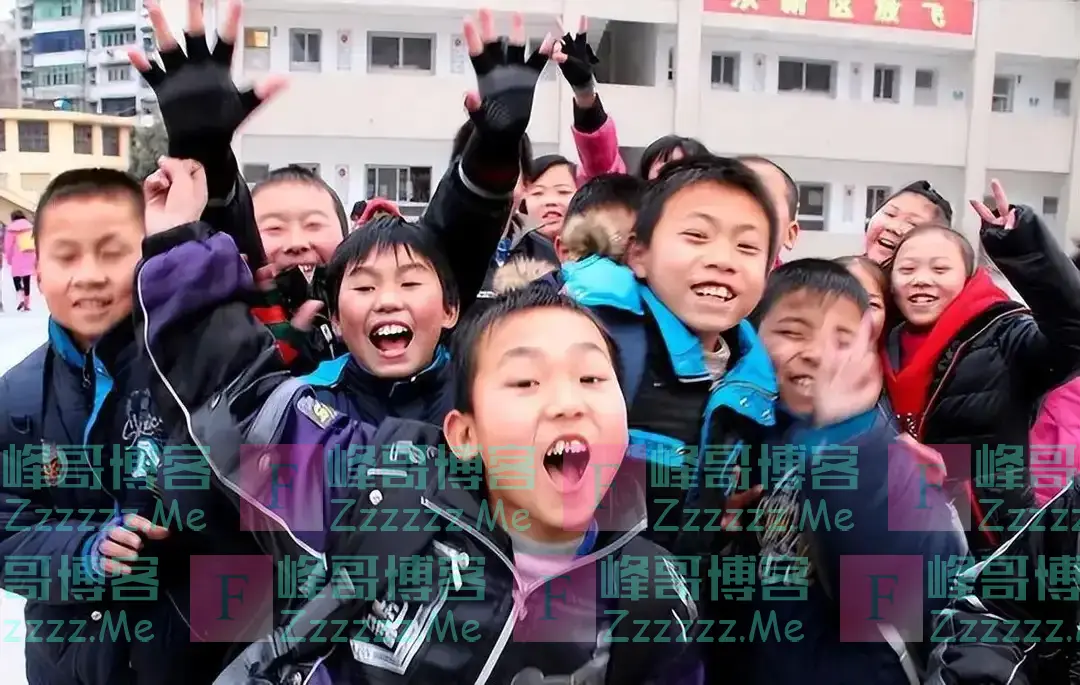 2025年中小学寒假放假时间出炉，孩子表示很开心，家长却犯愁了