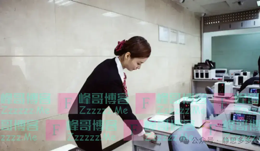 银行人员透露:2025年1月1日开始,手握“定期存款的人”请做好3个准备,很多人还没察觉