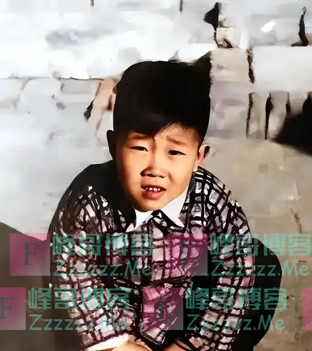 他因“嘴歪”演了一辈子坏人，令人没有想到，女儿是我们熟悉的她