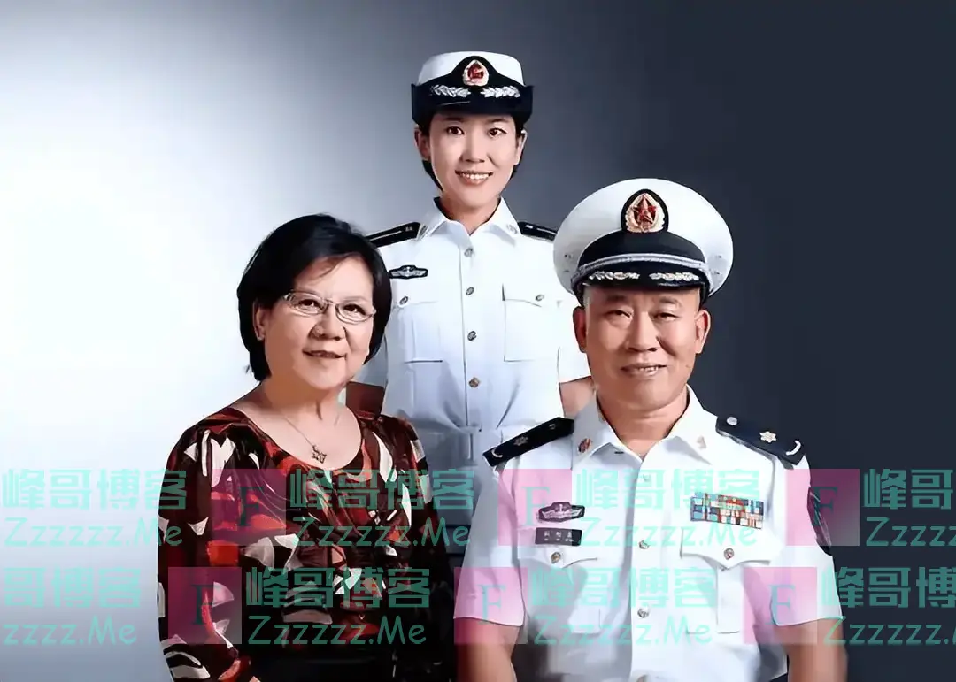 他因“嘴歪”演了一辈子坏人，令人没有想到，女儿是我们熟悉的她