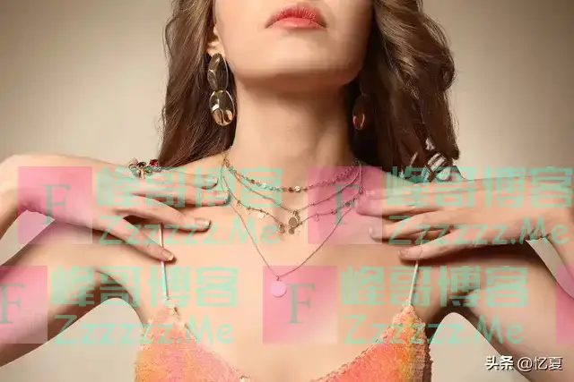 马上停止佩戴这东西,辐射强还致癌,白送也不要,家里有的快扔掉