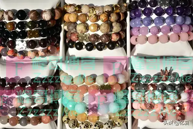 马上停止佩戴这东西,辐射强还致癌,白送也不要,家里有的快扔掉