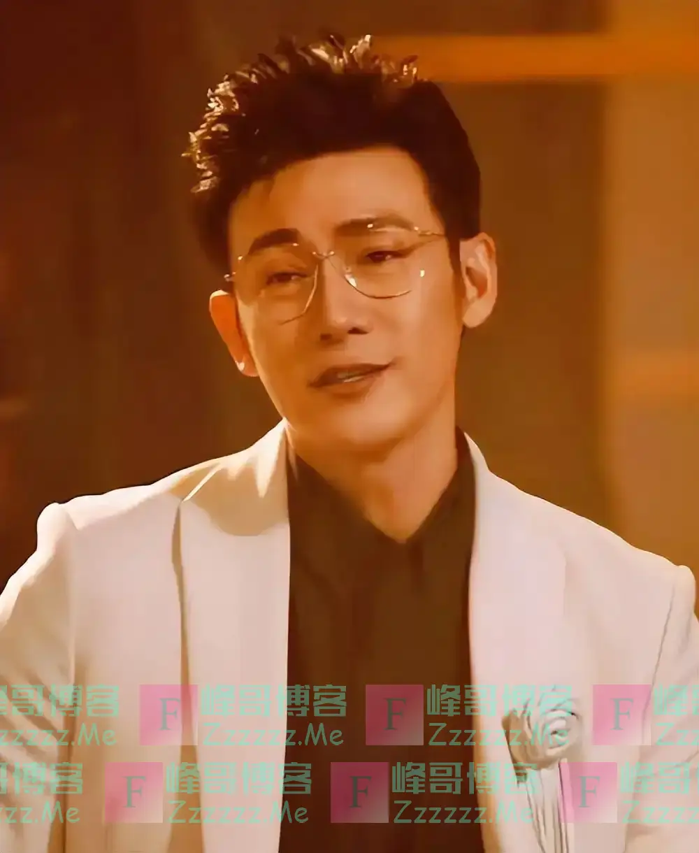 当52岁林志颖和50岁陆毅同框，终于见识皮相老去和骨相老去的差距