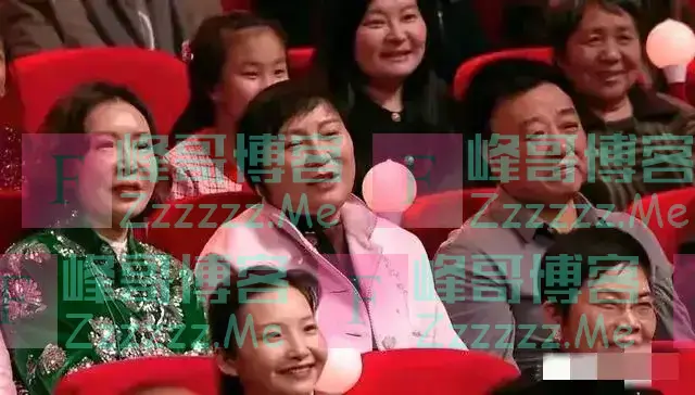 岳云鹏春晚演砸了？全场沉默，观众集体喊话：别再来了！
