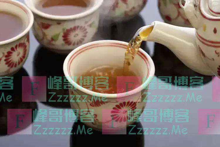 长期吸烟却又坚持喝茶的人，后来都怎么样了？医生说出实话