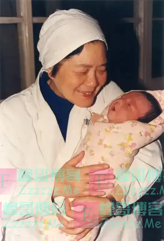 著名专家预言:试管婴儿寿命仅40年,我国首例试管婴儿如今怎样?