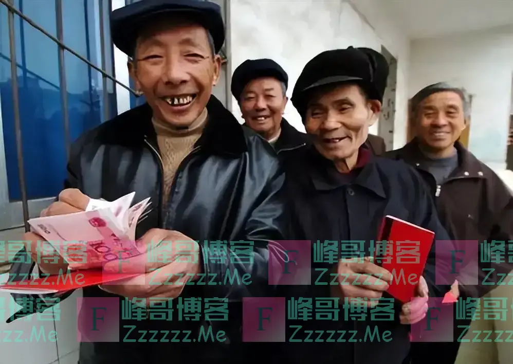 中央定调,2025年养老金调整,1954、59、64、74年出生的人有福了